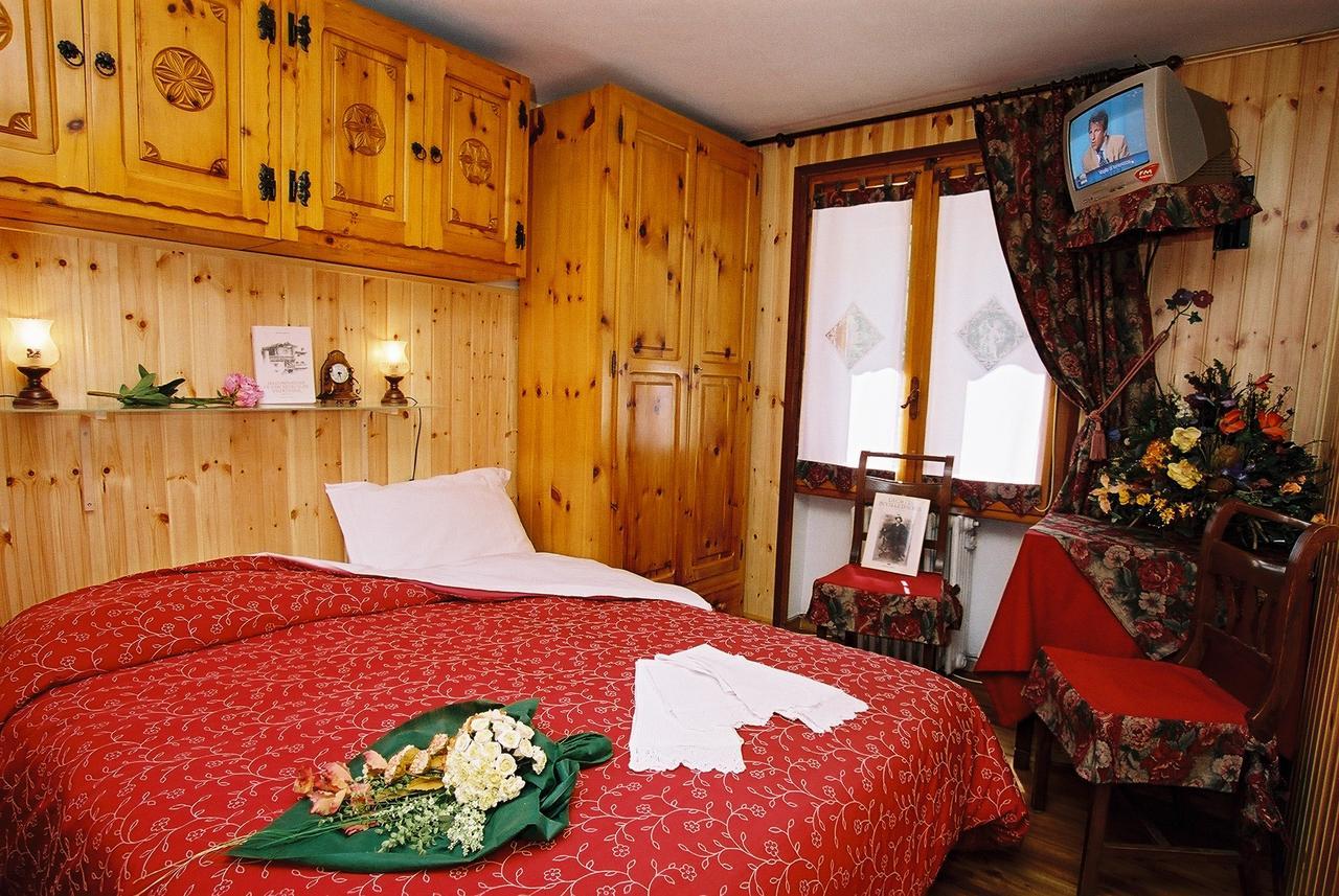 B&B Lepetitnid Valtournenche Εξωτερικό φωτογραφία